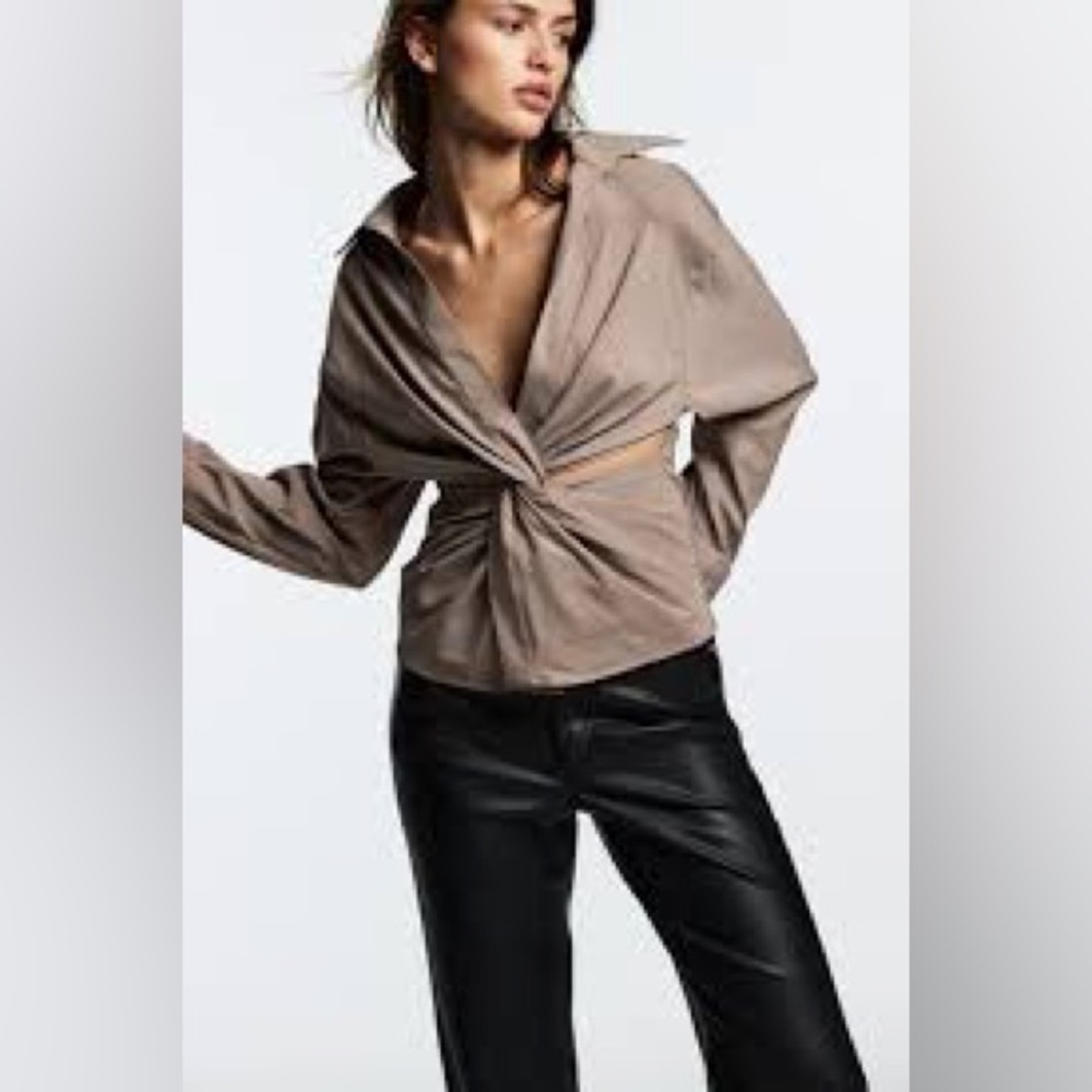Bloggers favorite nwt top